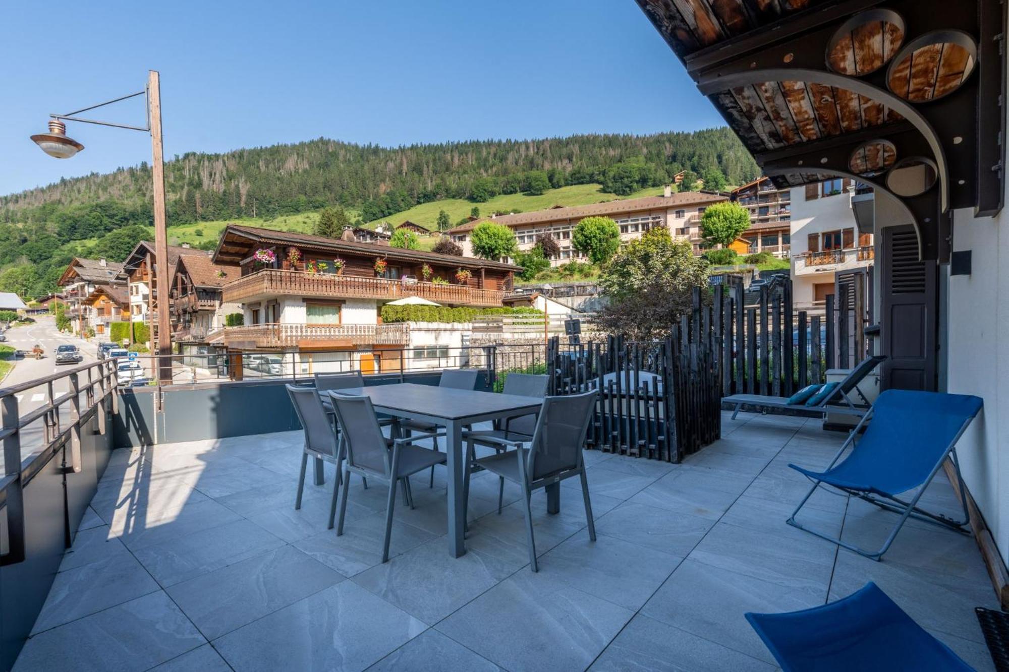 Appartements Betemps เลอกรองด์บอร์นอง ภายนอก รูปภาพ