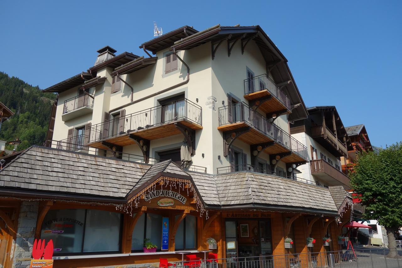 Appartements Betemps เลอกรองด์บอร์นอง ภายนอก รูปภาพ